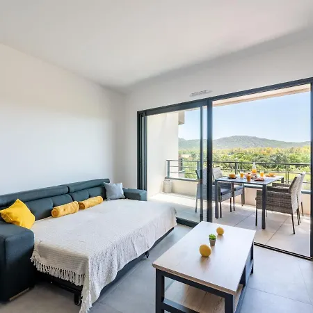 Lägenhet Stanatura-3 By Interhome